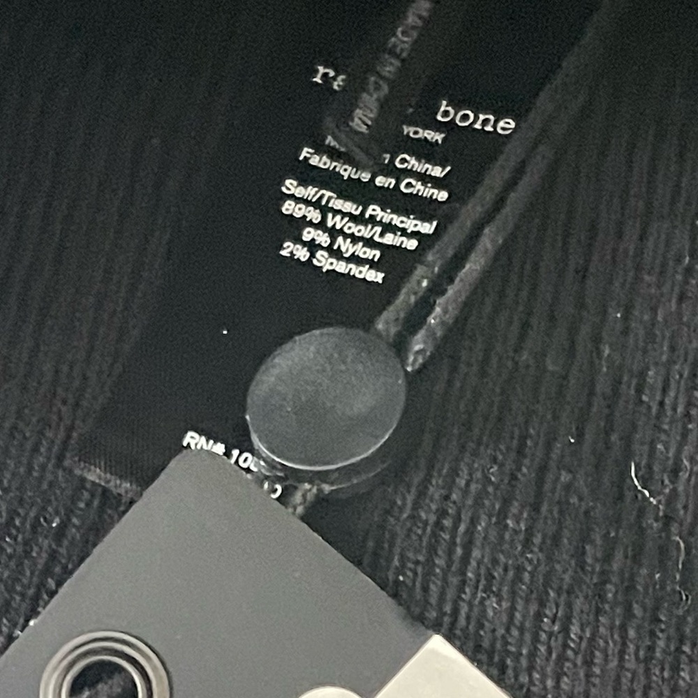 Rag & Bone Addison Black Wool Blend Knit
Logo Patch Beanie Hat - Picture 5 of 5